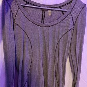 ZELLA- long sleeve workout top